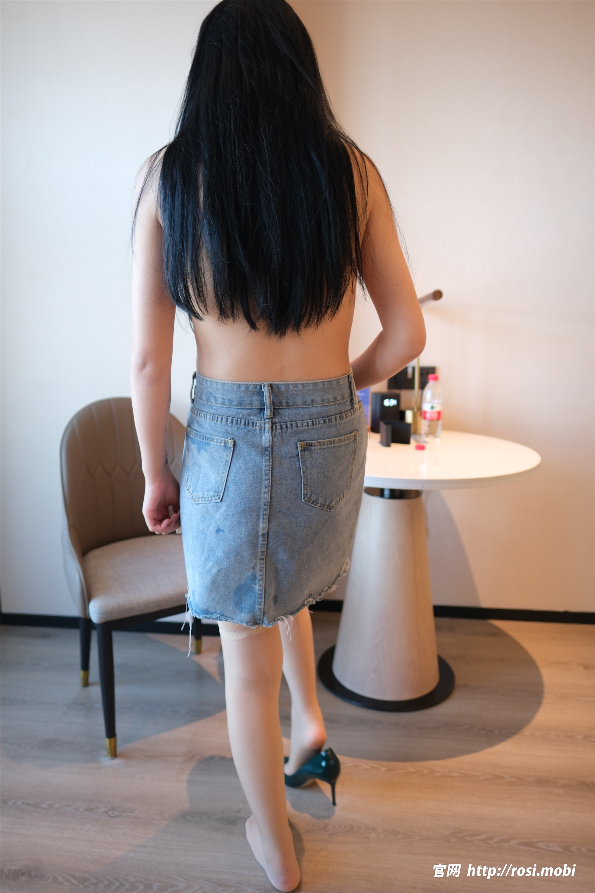 ROSI写真 2025.03.18 NO.4852